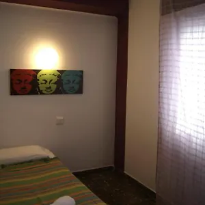 Hostel Ceibo -, Ibiza-Stadt